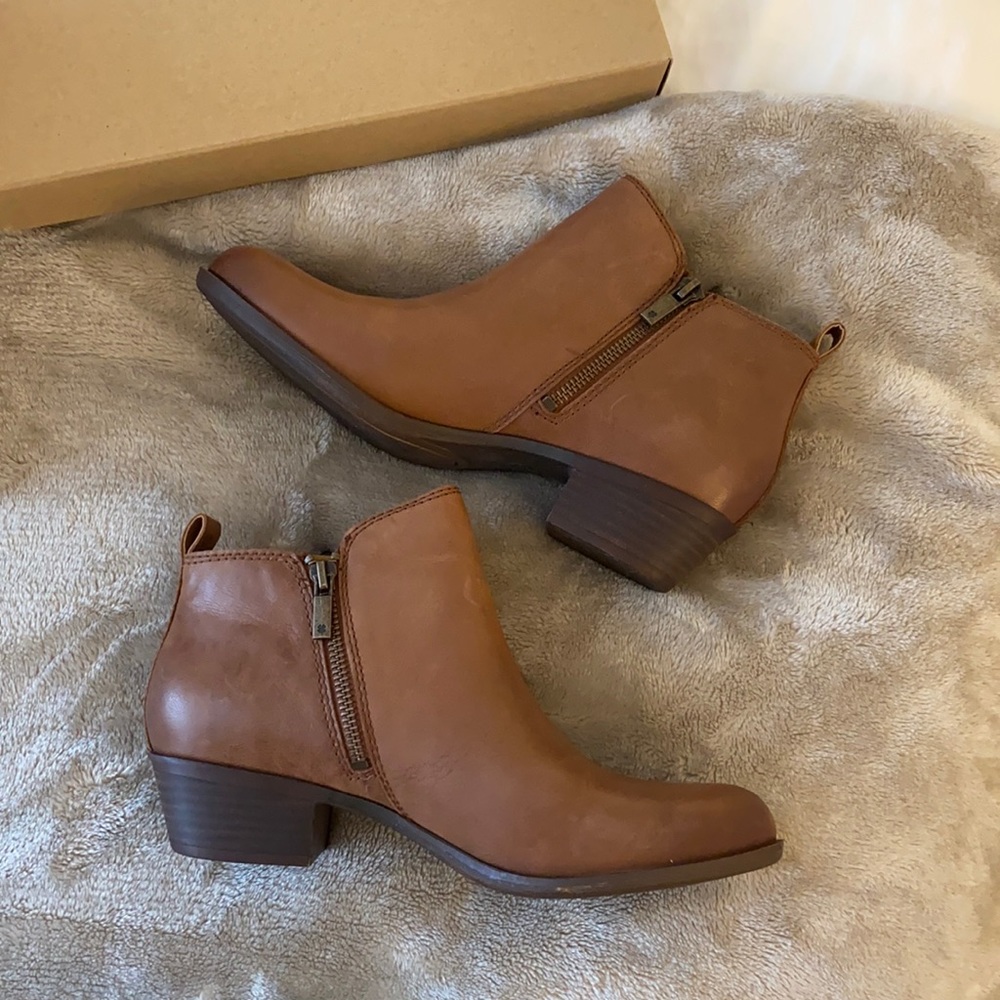Lucky Brand brown ankle booties